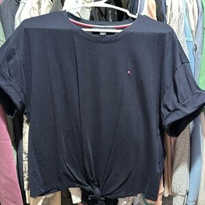 Women’s Tommy crop top